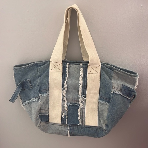 Urban Outfitters Patched Suda XL Tote Bag - Picture 1 of 4